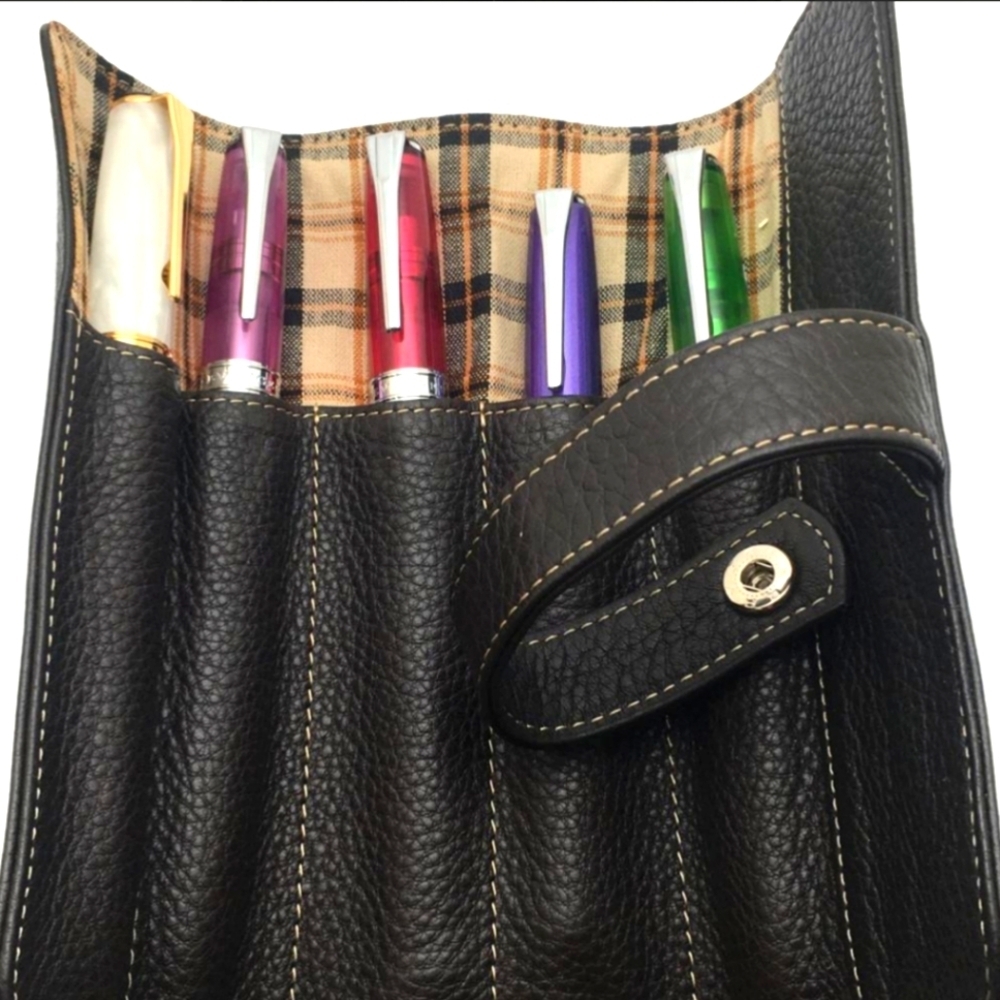 Levenger Bomber Jacket Pen Wrap Set with 5 Ballpoint Pens